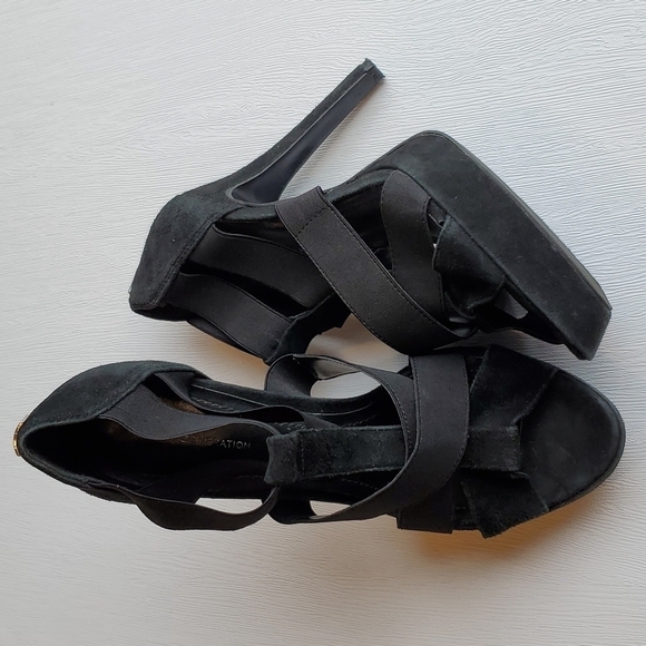 BCBG Black Strappy Platform Stilettos 8.5 - Picture 2 of 7